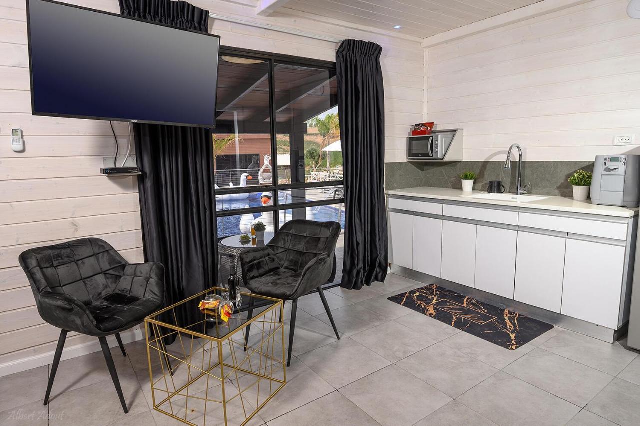 אוטופיה בצפון - מתחם אירוח מפואר Hotel Dalton Room photo