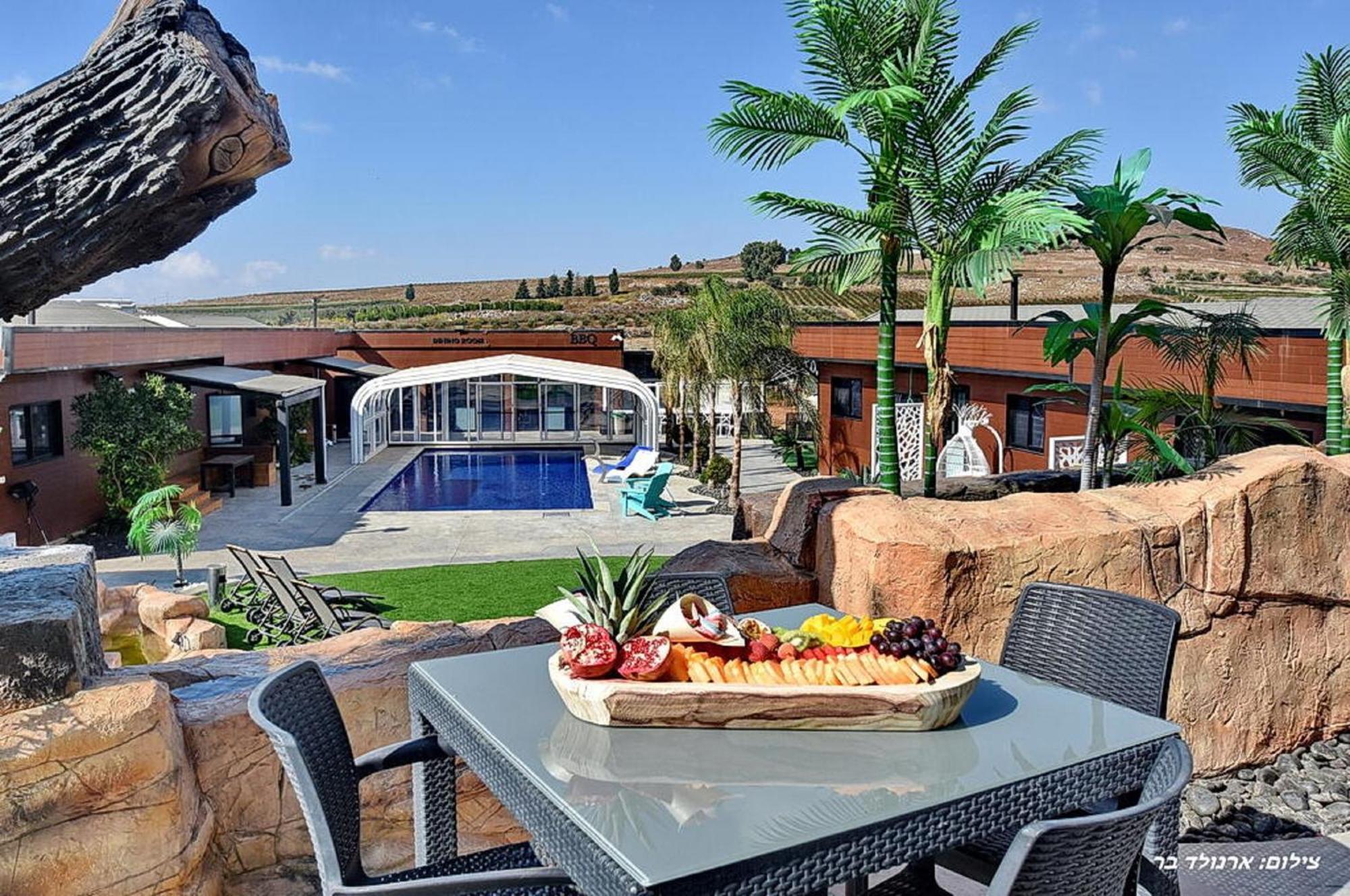 אוטופיה בצפון - מתחם אירוח מפואר Hotel Dalton Exterior photo